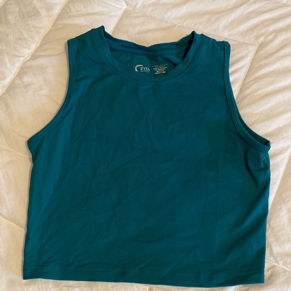 ZYIA Cropped Tank  Size -Large